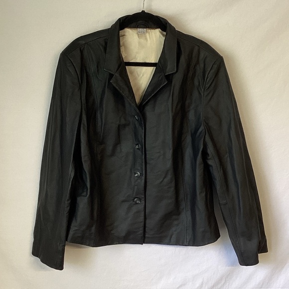 Reneshanta Classic Black Women's Leather Jacket Size XL - Picture 1 of 8